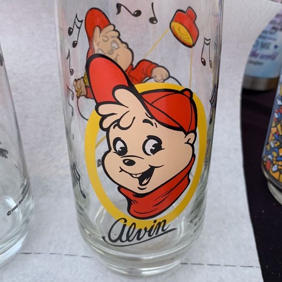 The Chipmunks 1985 Bagdasarian Productions pair of Drinking Glasses. - Picture 4 of 4